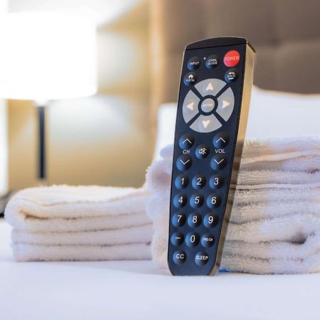 Drury Inn & Suites Columbus Гроув Сити Екстериор снимка